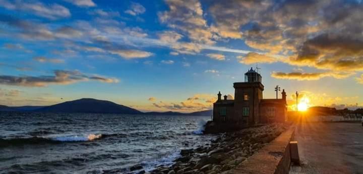 Cozy & Remote Hideaway Gintys Cottage Ross Port Dış mekan fotoğraf